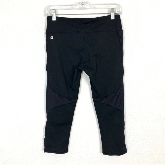 fabletics capri leggings