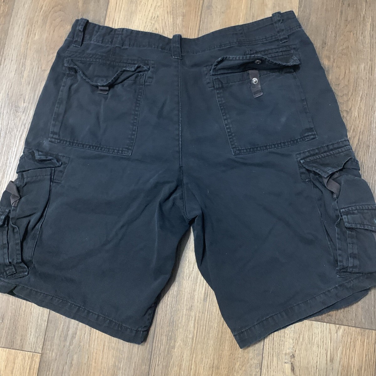 VTG Ecko Unltd Shorts Mens 36 Black Faded Cargo 10