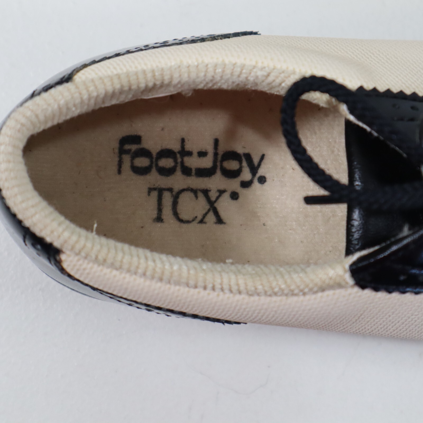 FootJoy Women's Golf Shoes Size 7.5M Classic Beige Black White Kiltie Cap Toe eBay
