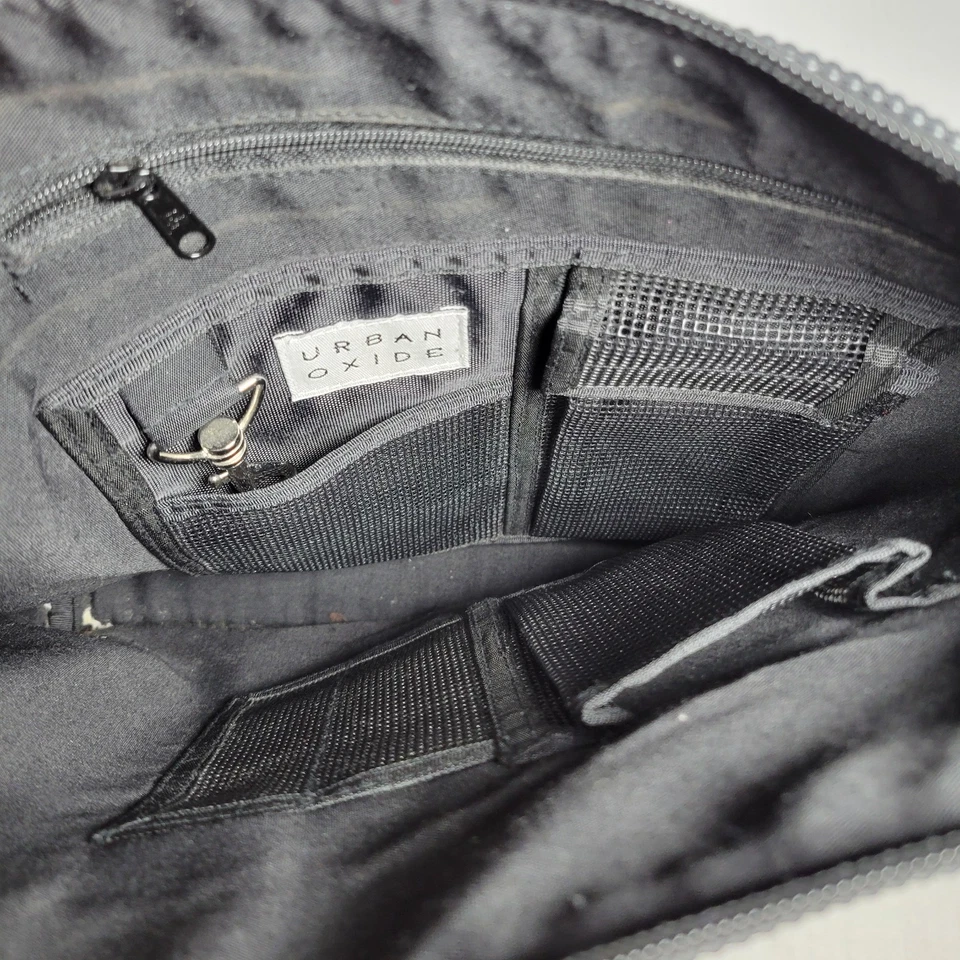 Bolso de Hombro Urban Oxide Negro Goma Guijarro Texturizado Foto 4 de 4