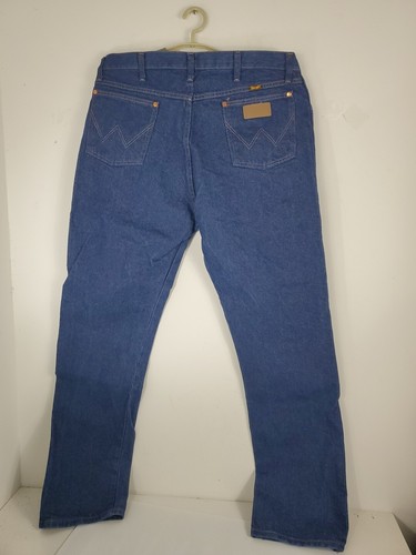 Vintage Wrangler Mens Denim Blue Jeans Straight Leg Workwear 13MWZ Sizes - Picture 2 of 5