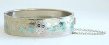 Vintage Silver Tone Engraved Floral Hinged Bangle Bracelet w/ Blue Enamel