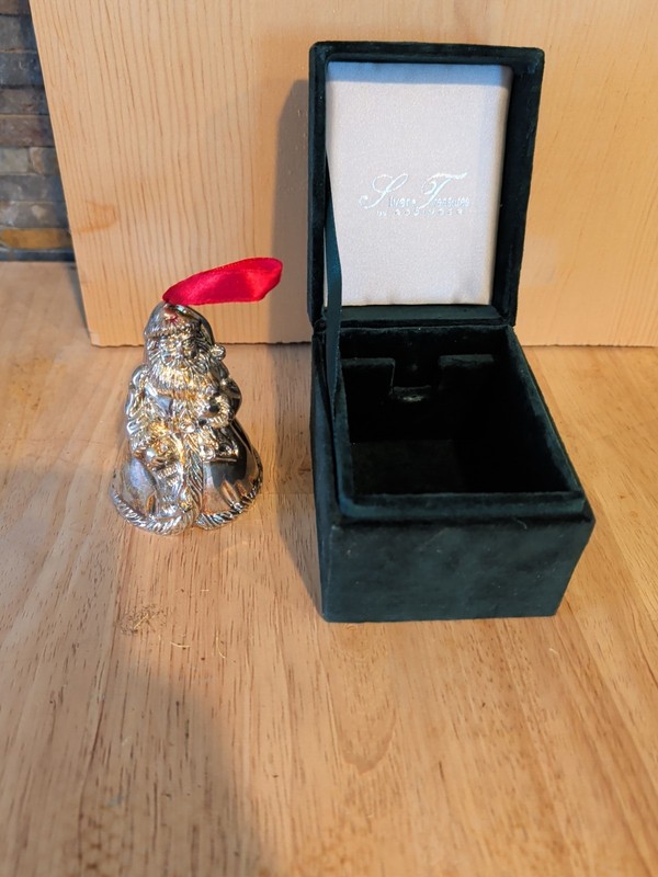 Vintage Godinger Silver Art Co LTD Silver Plated Santa Bell Christmas Ornament