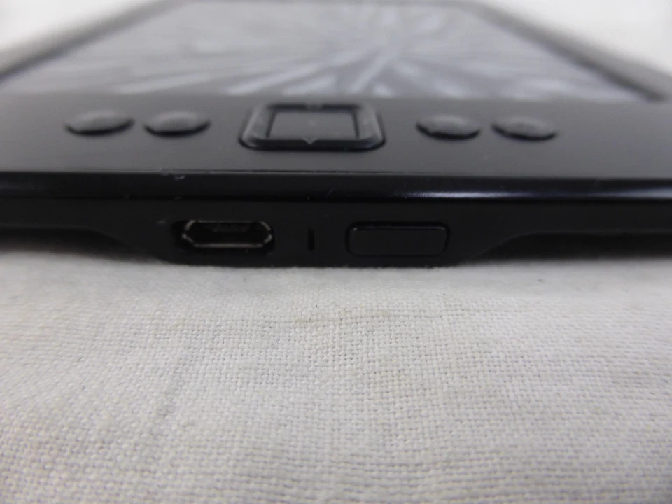 Amazon Kindle 4th Generation eBook Reader 6 Inch D01100 - Image 4 of 4