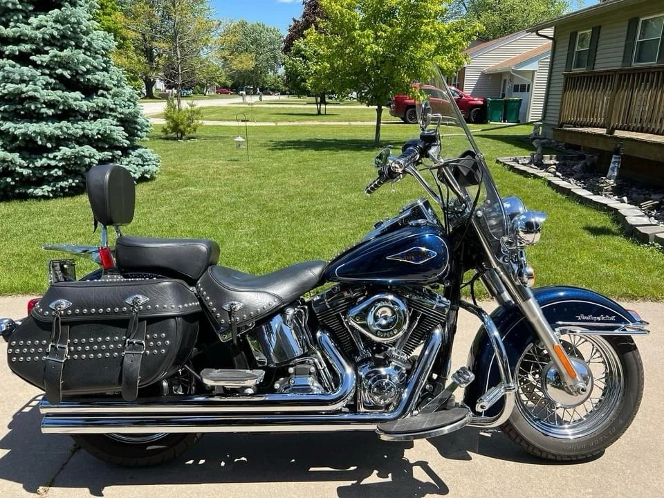 harley davidson ブラック×ホワイト×ブルー　ビンテージ 1996 Harley-Davidson Custom - Dennis Kirk - Garage Build