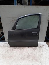 Porte avant et accessoires Mitsubishi COLT