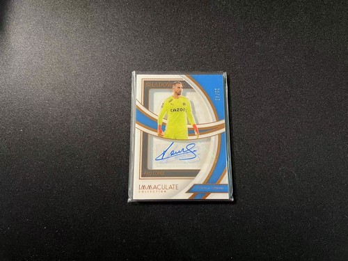 2022-23 Panini Immaculate Soccer Shadowbox Signatures #34 Pau Lopez 29/43