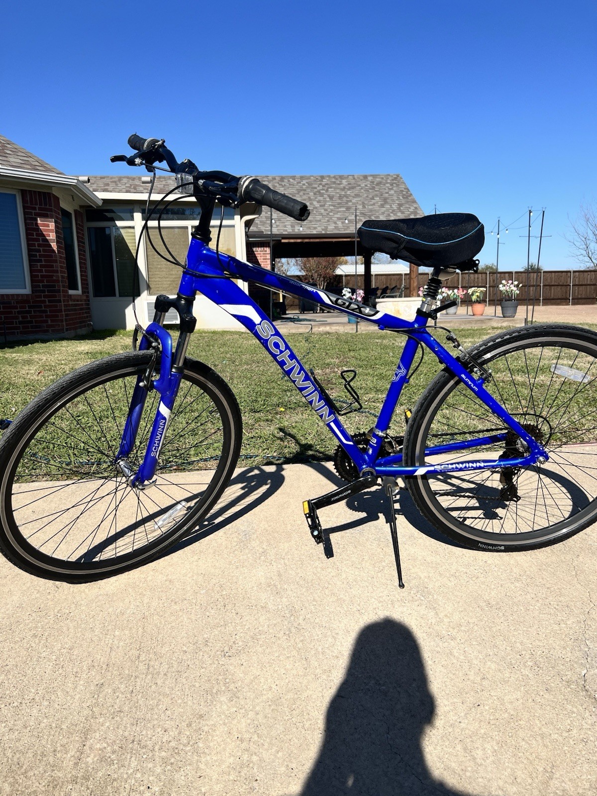 Schwinn GTX 1 S2782D Men's Dual Sport Bicycle - Blue