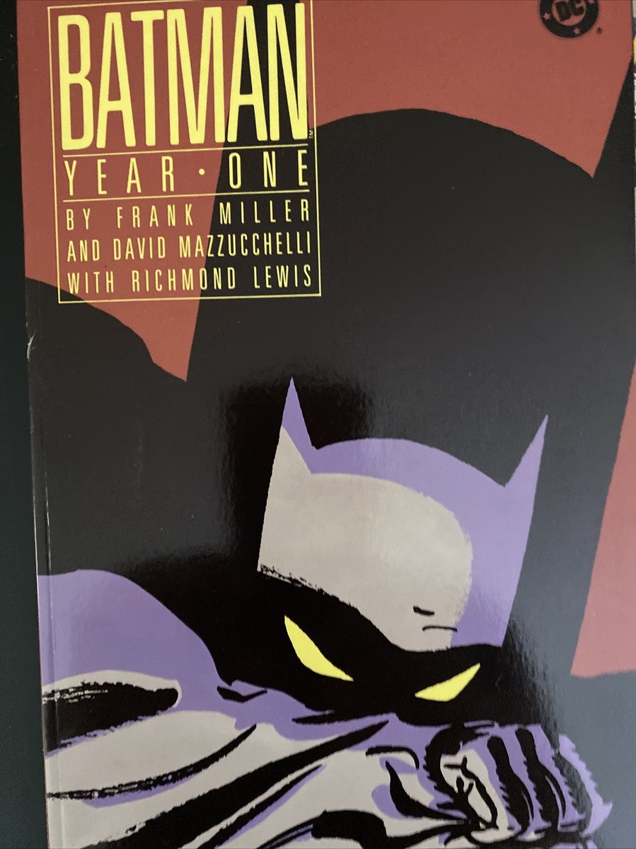 洋書 THE BATMAN YEAR ONE Batman: Year One-The Deluxe Edition (DC Comics November 2017