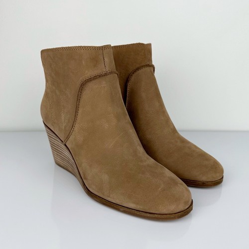 Lucky Brand Zanta Damen-Bootie rund geschnitten Nubuk Keilabsatz taupe Größe 9 - Bild 3 von 11