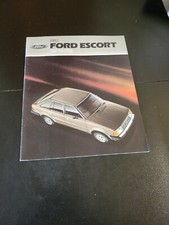 1982 FORD ESCORT DEALER SHOWROOM SALES BROCHURE CATALOG GUIDE BOOKLET 