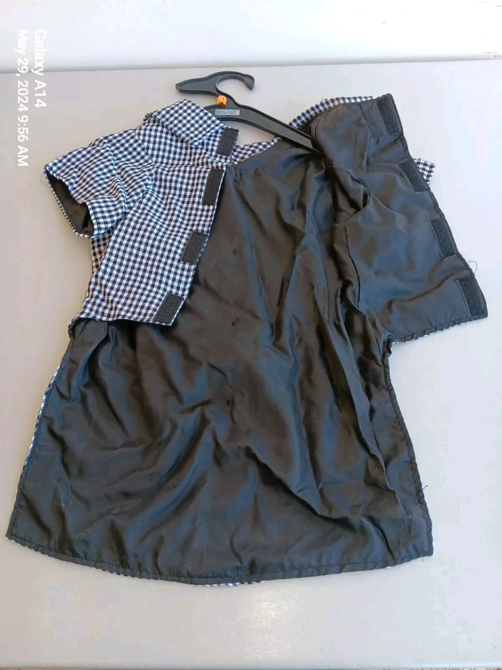 Abrigo grande para perros Eastside Collection ropa para mascotas cachorros Foto 4 de 4