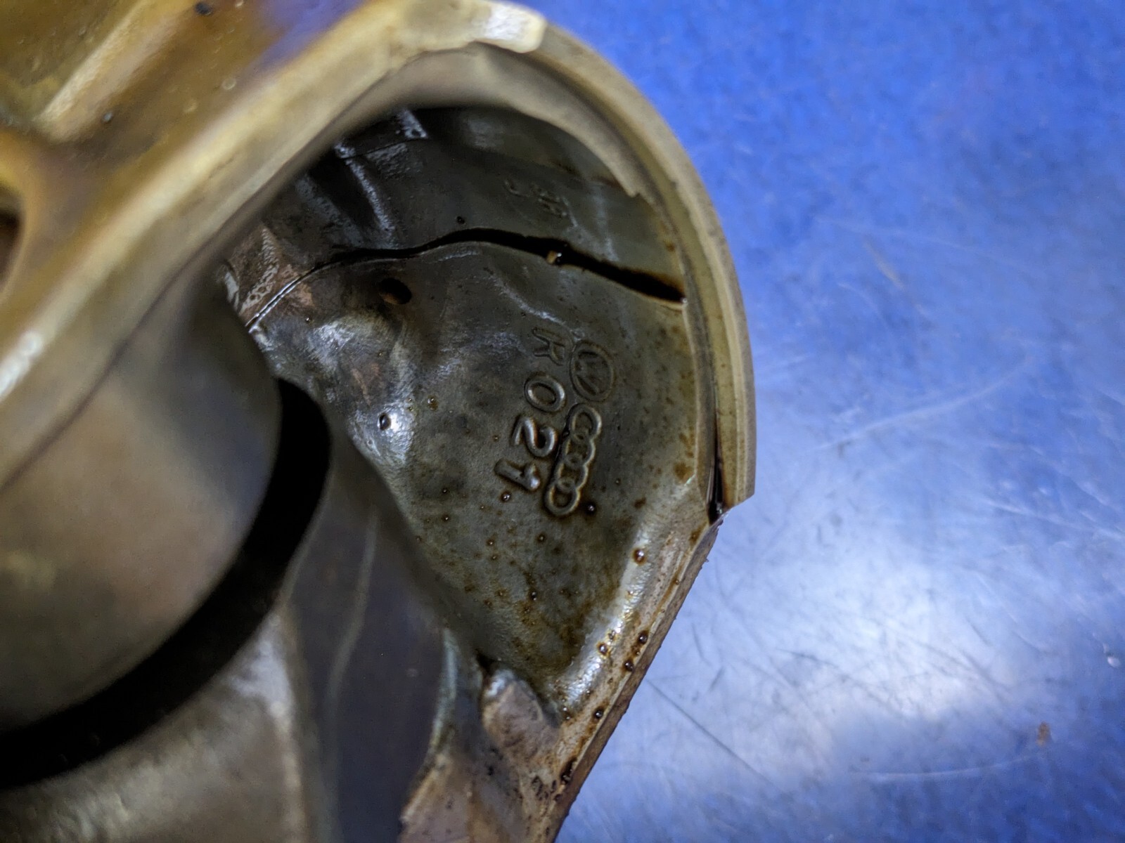 6.0L W12 Twin Turbo Engine Piston rod Bentley Continental GT Flying Spur oem