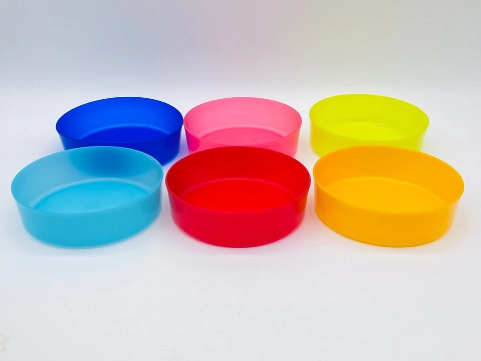 Lot of 6 TUPPERWARE Straight Sided 6-1/4" Cereal Bowls 500ml 2 Cup Red Blue Pink - Image 3 of 4