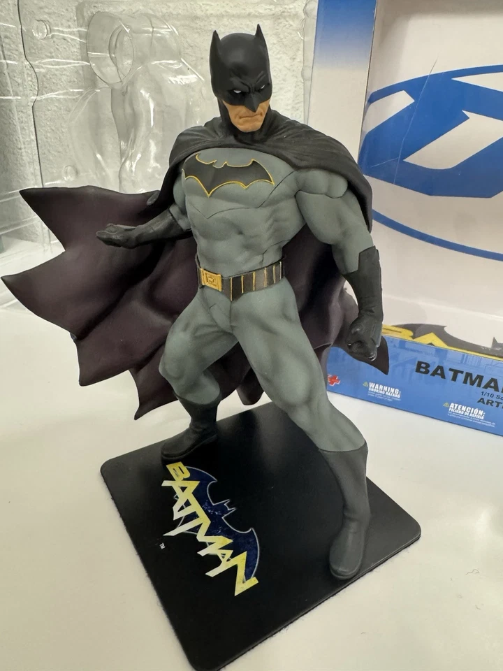 FIGURA ESTATUA KOTOBUKIYA ARTFX+ BATMAN REBIRTH ESCALA 1/10 NUEVA A ESTRENAR - Imagen 2 de 4