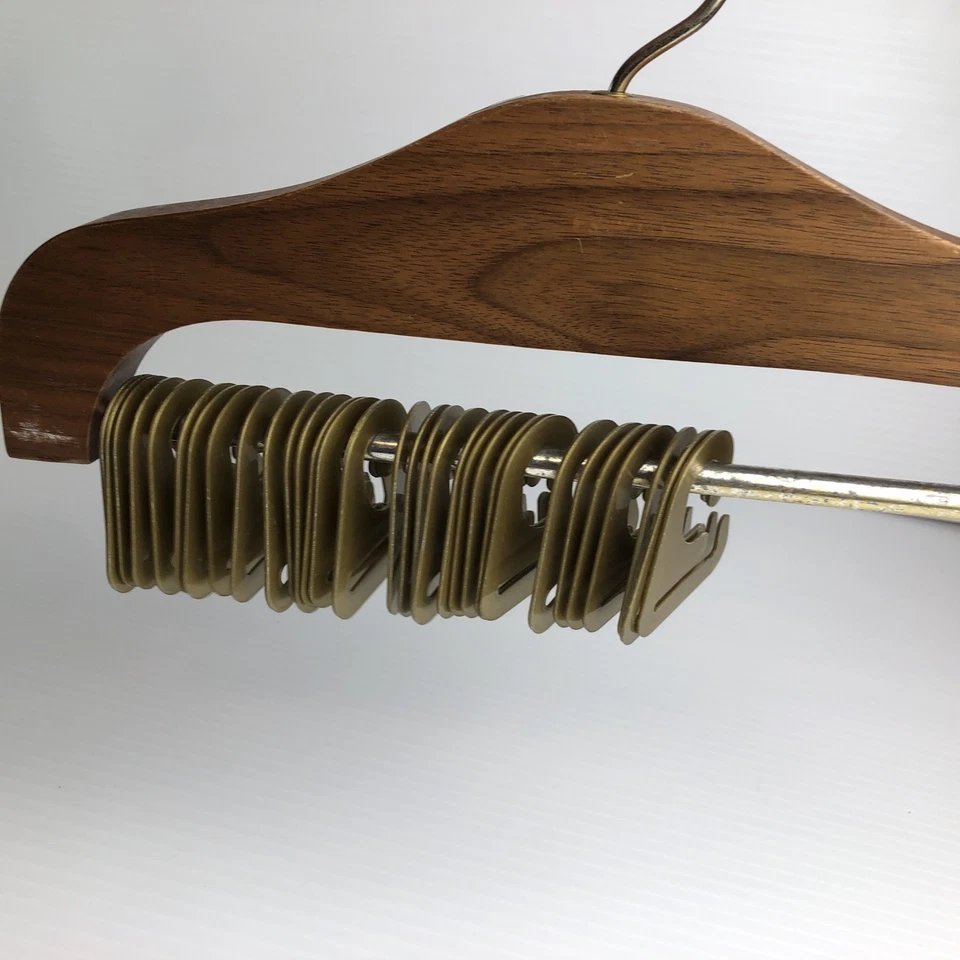Vintage 60s MI-TIE Inc C NeckTie Holder Wood Hanger Tie Rack 31 Tabs Chicago USA - Image 3 of 4