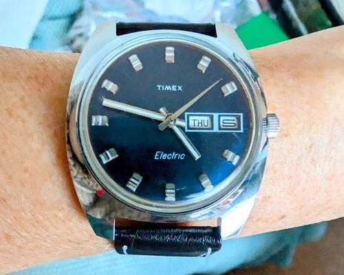 Vintage Gents Gt Britain SS Timex Electric Quartz Day Date Watch