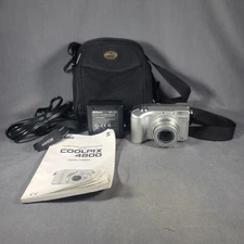 Nikon Coolpox 4800 ED Digital Camera 4 MP 8.3 Zoom Charger Battery Bag Tested
