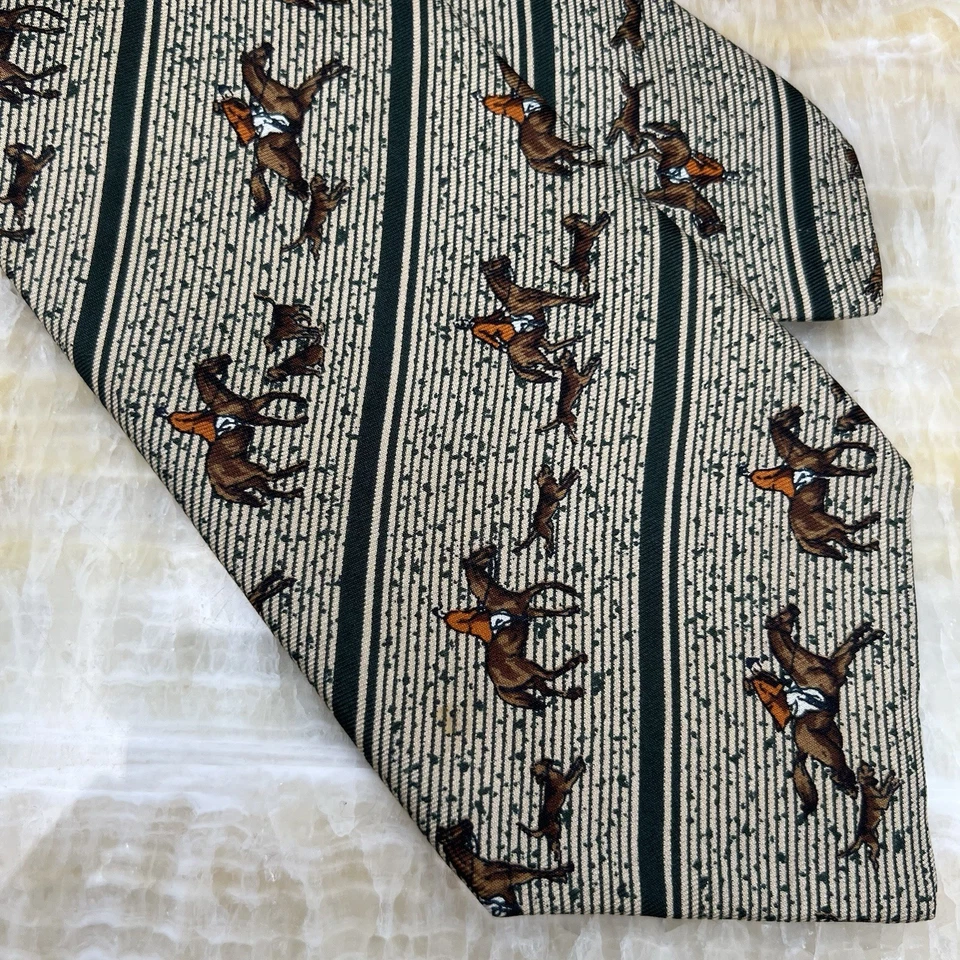 Vintage Pride of London Hunting  Motif w Stripe Necktie Silk Handmade USA - Image 2 of 4