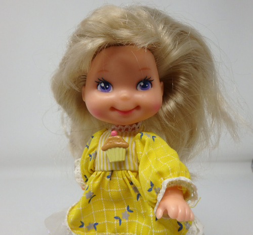Vintage Cherry Merry Muffin Banana Banancy Doll 1980s Gorgeous Face Paint - 第 6/12 張圖片