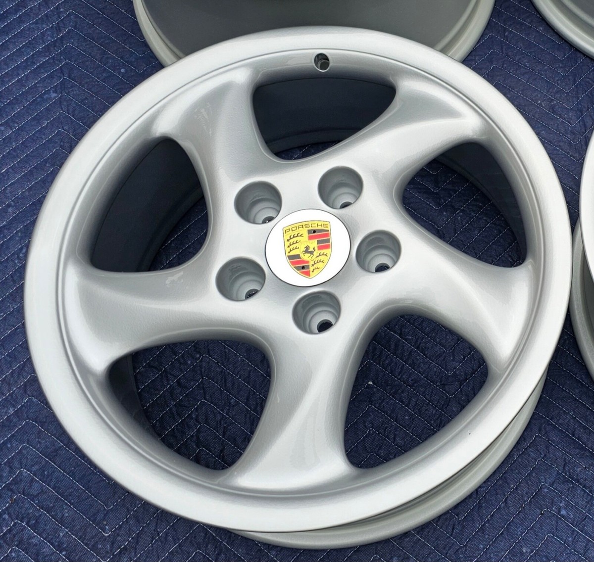 18 LIKENEW OEM ORIGINAL FACTORY PORSCHE 911 993 WIDEBODY ET40