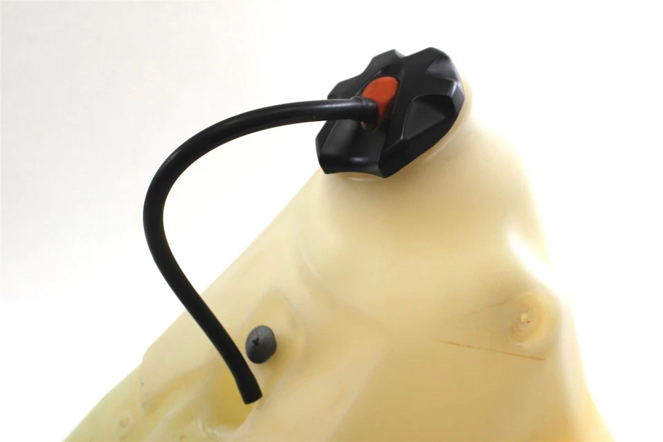 Tanque de combustível 2018 KTM 350 XC-F 7900711304499 com bomba de combustível 7900711306699 - Imagem 2 de 3