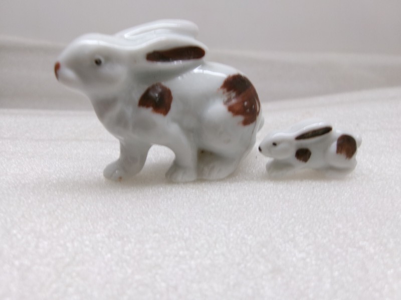 Vintage 2 Rabbits Germany Bunny White W/Brown Spot Porcelain Figurines Big AS IS