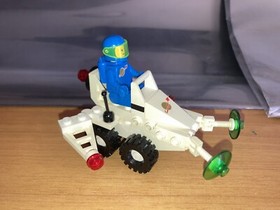 LEGOLAND LEGO VINTAGE 6827 LAYER SCOOTER YEAR 1987 Space City