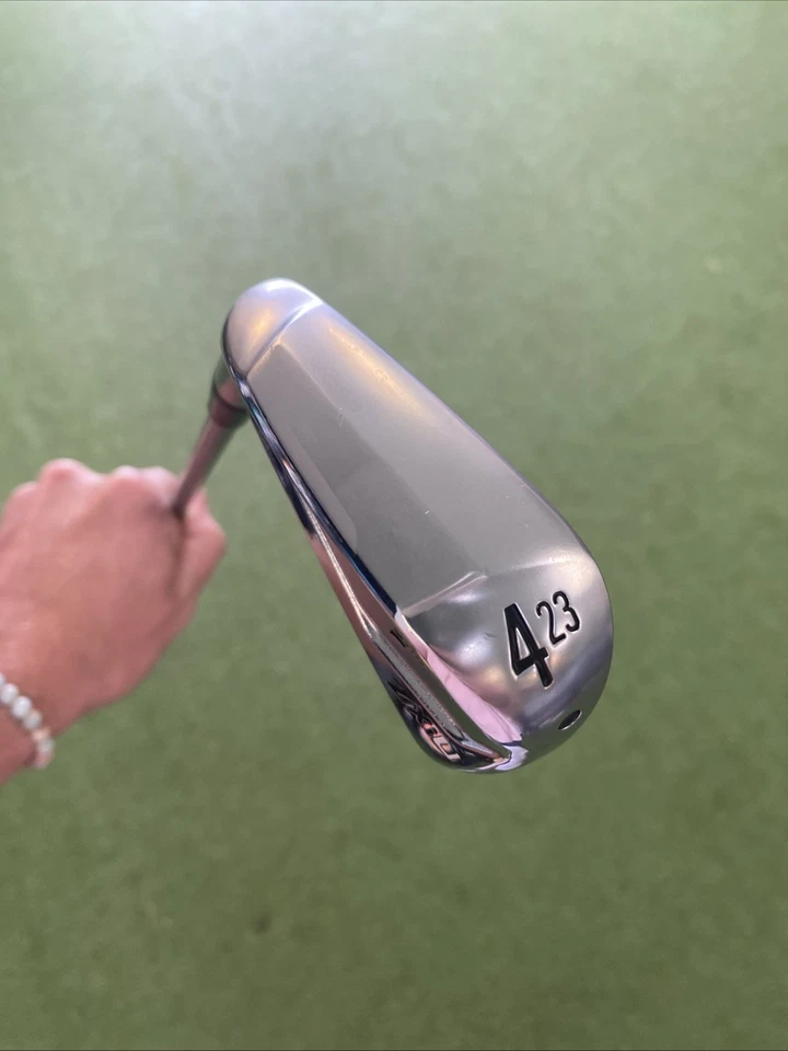 Used LH Srixon ZXiU 23* 4 Iron Harrison Striped Graphite Regular Flex - Image 2 of 4