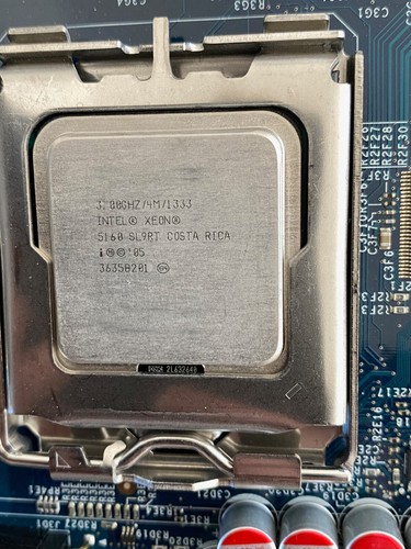 Placa lógica Apple Mac Pro 1.1 A1186 cuatro núcleos 3,0 GHz 2x CPU de doble núcleo Xeon 5160 - Imagen 11 de 19