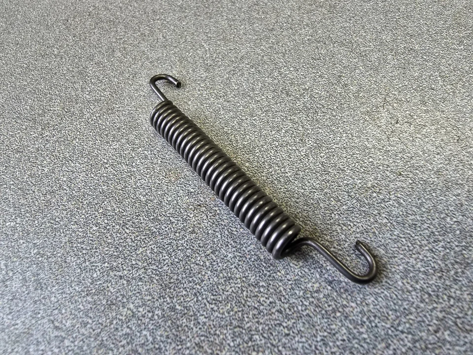 MUELLE TENSOR FRENO ESTACIONAMIENTO USADO ORIGINAL PORSCHE 911 930 968 944 928 964 993 Foto 2 de 3