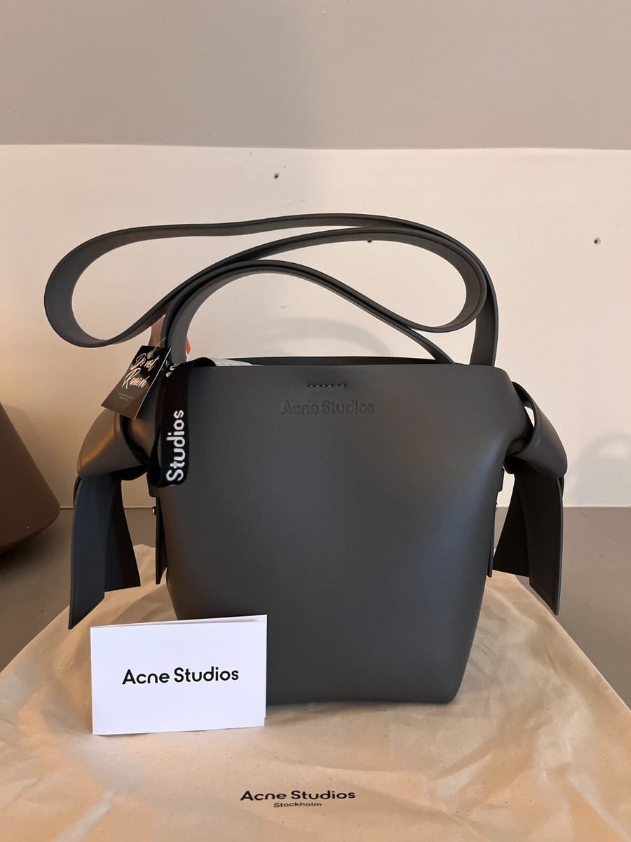 Acne Studios::手袋:M[RESALE] 100% AUTH NWOT ACNE STUDIOS GREY MUSUBI MINI LEATHER BAG | eBay