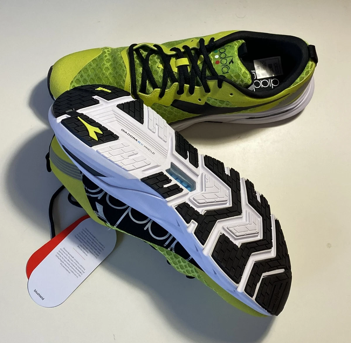 DIADORA men s running shoe MYTH BLUSHIELD Volo .C9611