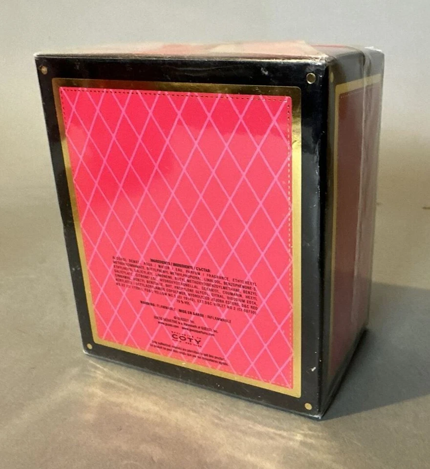 Guess Seductive I’m Yours 2,5 fl. oz eau de toilette spray de Guess para mujer Foto 2 de 4