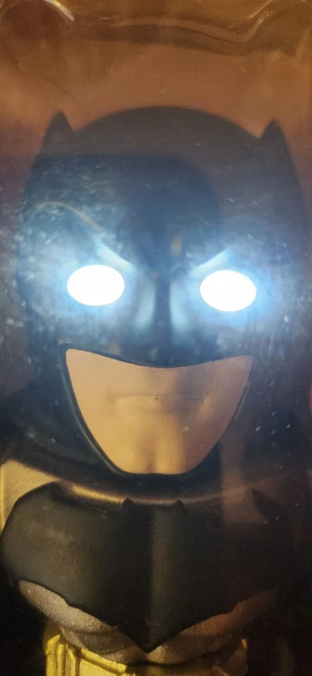Armored Batman (2015 6-in NEW) M11 Batman vs Superman METALS Jada Eyes Lightup - Image 3 of 4