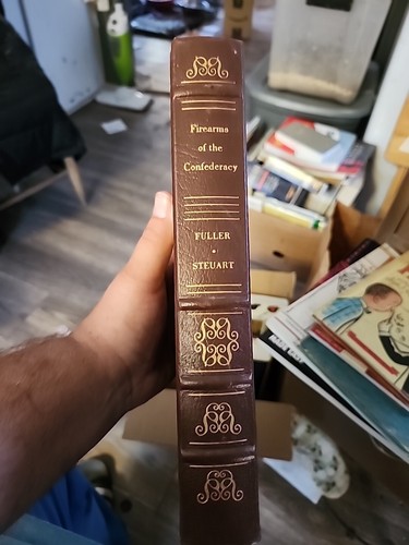 Firearms of the Confederacy By Claud Fuller & Richard Stewart Leather Bound 1996 - Picture 2 of 5