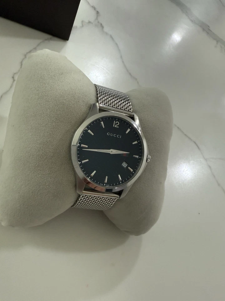 Gucci G-Timeless 40mm Steel Mesh Bracelet Black Dial Quartz Mens Watch YA126308 - Image 3 of 4