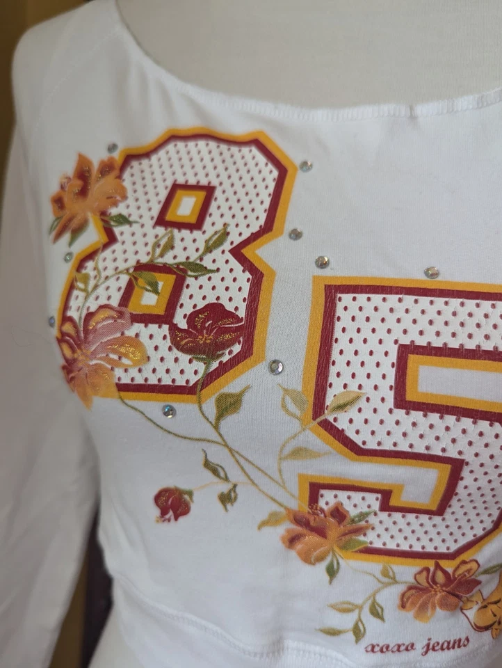 NWT Vintage Y2K XOXO Jeans Sporty White Cropped Rhinestone Sweatshirt Size S/M - Image 4 of 4