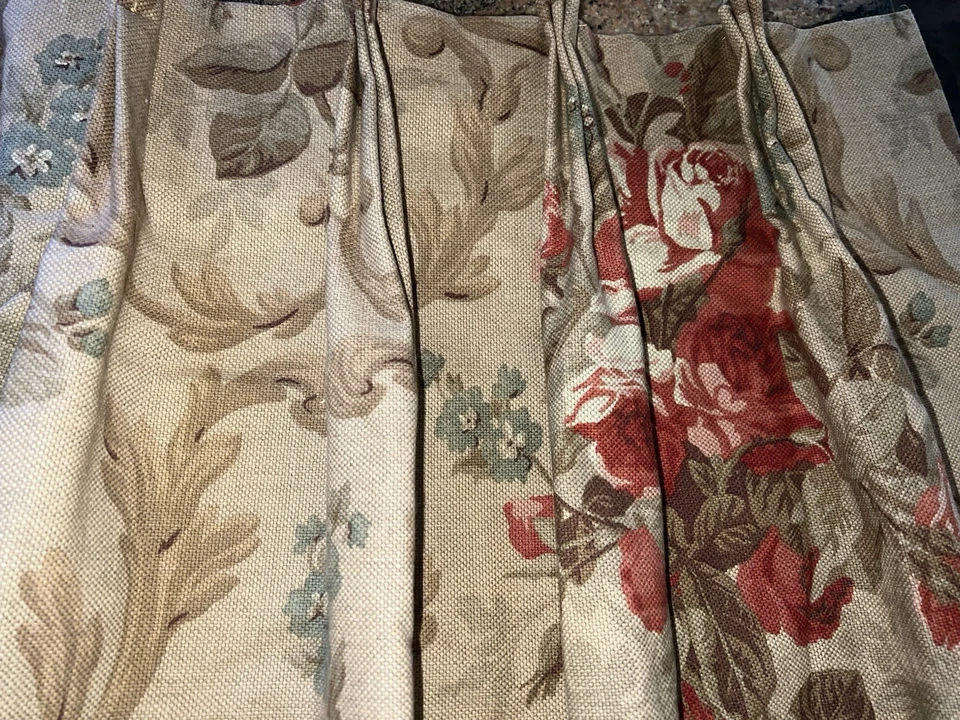 RALPH LAUREN MAGNÍFICAS CORTINAS PLISADAS PERSONALIZADAS ~ ROSAS Y PERGAMINOS 93” DE LARGO Foto 3 de 4