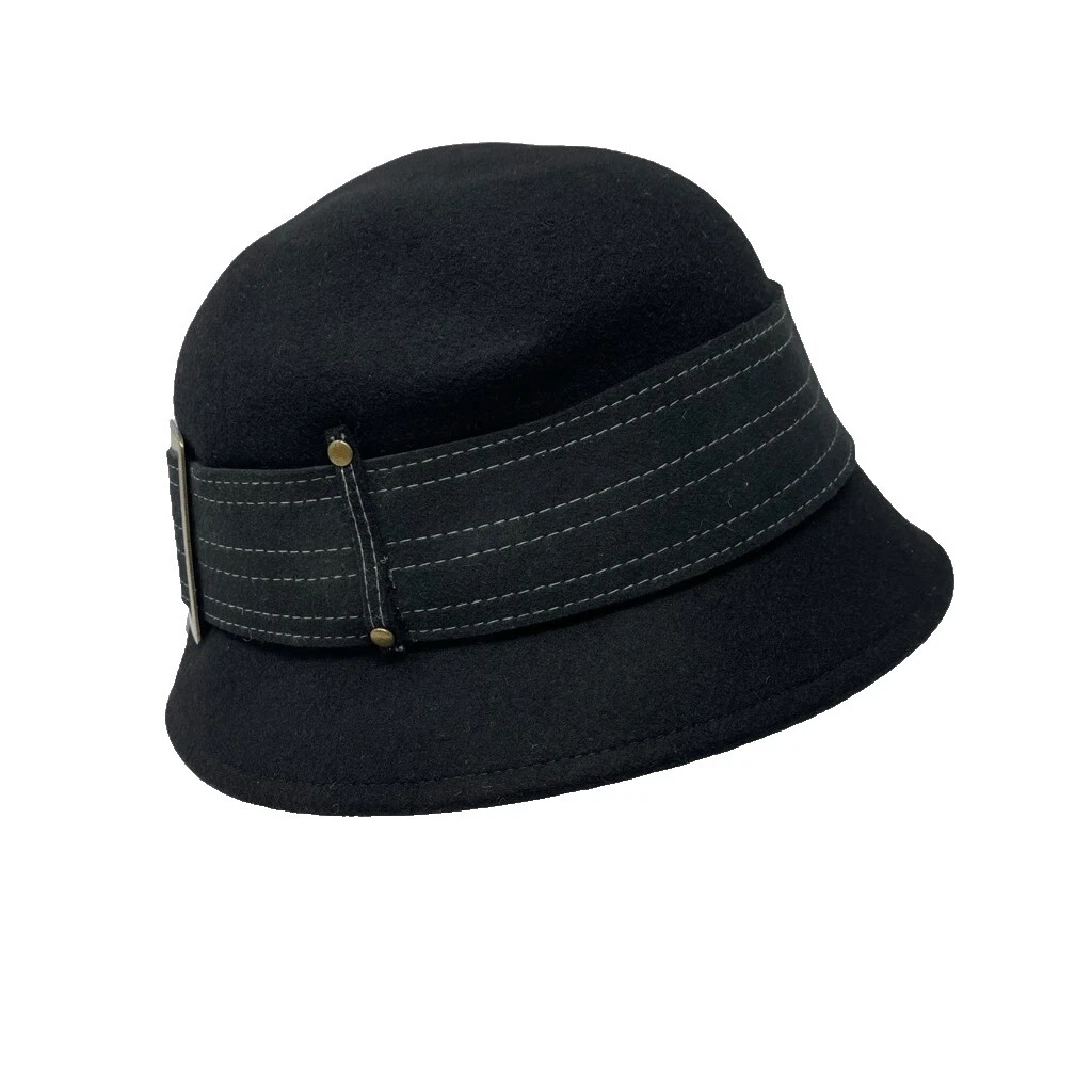 Шапки женские Scala черные