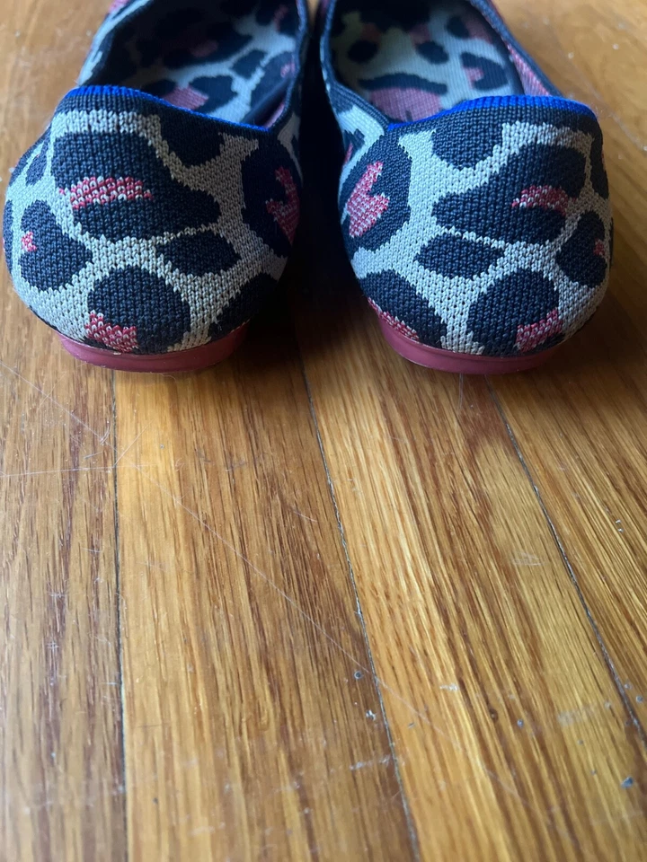 Rothys Red Cat Animal Print Ballet Shoes Size 8 - Image 4 of 4