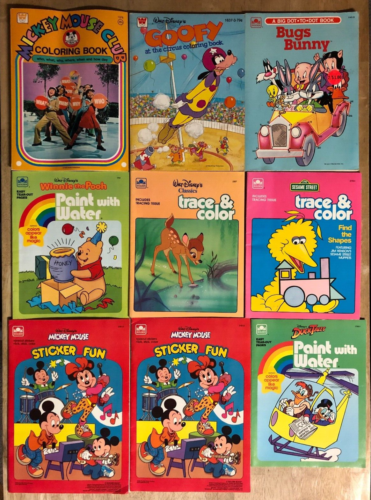 Lot de 9 livres autocollants de coloriage vintage : Disney ; Sesame Street, Bugs Bunny, Ourson - Photo 1/4