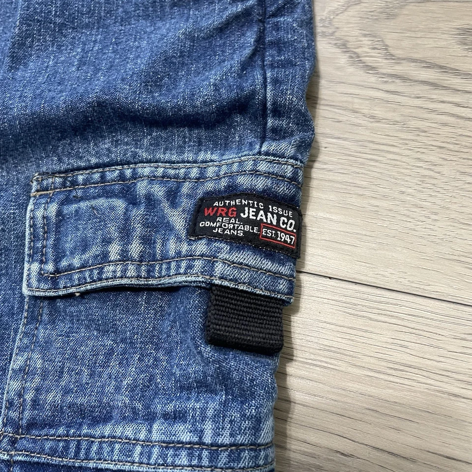 Vintage Y2K Wrangler Denim Cargo Shorts Men's Size 40 Baggy Fit Jorts Skate - Image 3 of 4