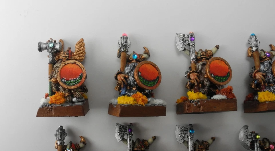 10 BARBE LUNGHE NANE (senza etichette) Metal Dwarfs Army Warhammer ben dipinto 1999 G4b - Immagine 2 di 4