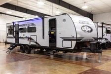 New 2027 Forest River Cherokee Grey Wolf Black Label 24RRTBL Toy Hauler for Sale