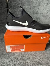 Size 2 PS - Nike Flex Runner Mid Black