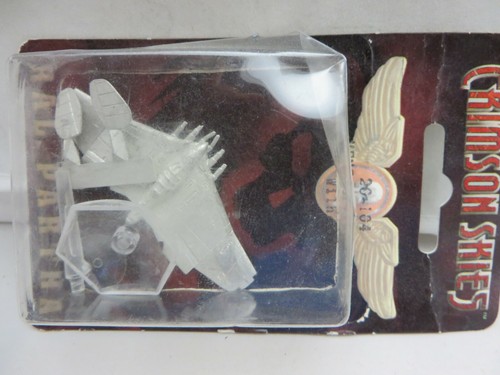 Ral Partha Crimson Skies Ravencroft ? Feder Blister Metall OOP - Bild 1 von 2