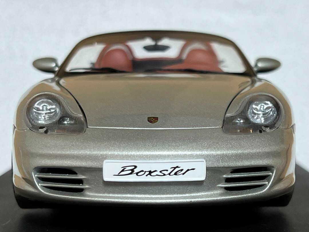 オートアート 1/18 ポルシェ 986 ボクスター / アークティックブルー 1/18 AUTOart Porsche 986 Boxster Arctic Blue Metallic w/ Box