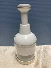 Pampered Chef Manual Food Chopper White Stainless Steel Rotating Blade Preowned 