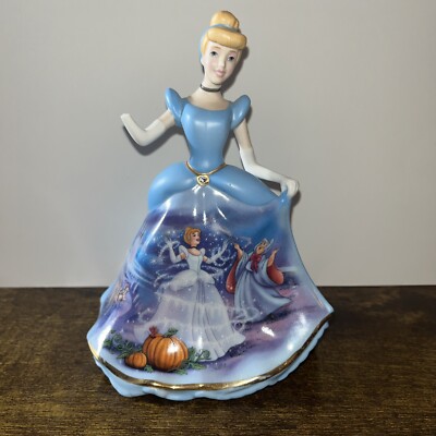 Bradford Exchange 2004 Disney Cinderella Porcelain Bell #82581